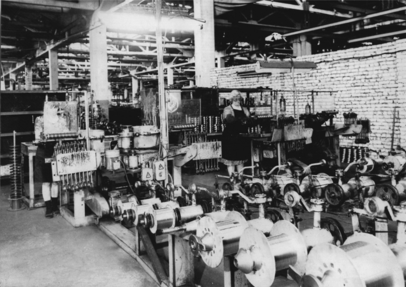 Производственный цех Барнаульского завода РТИ 1971 год завод РТИ 1971 год